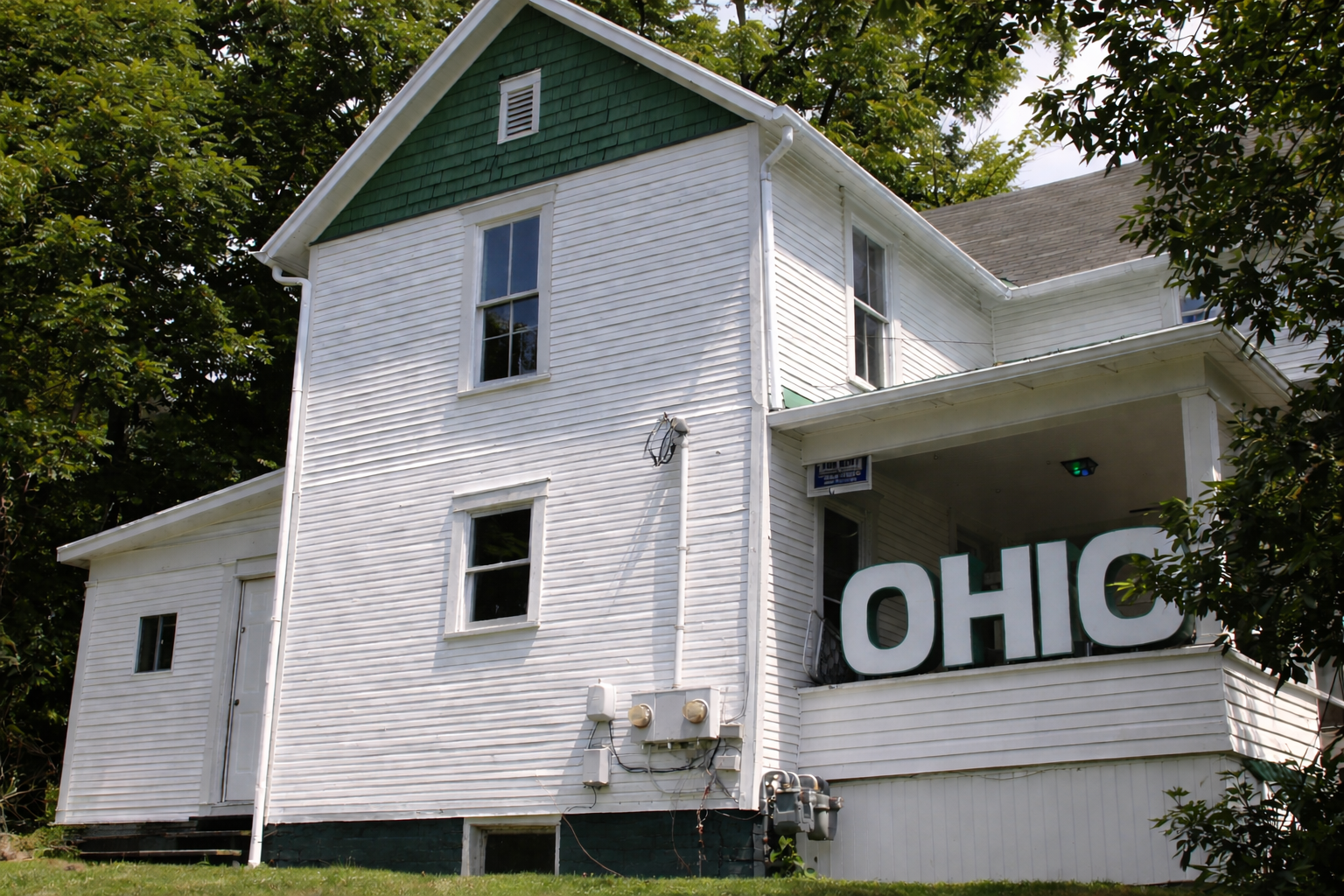 57 Franklin Ave - Unit B